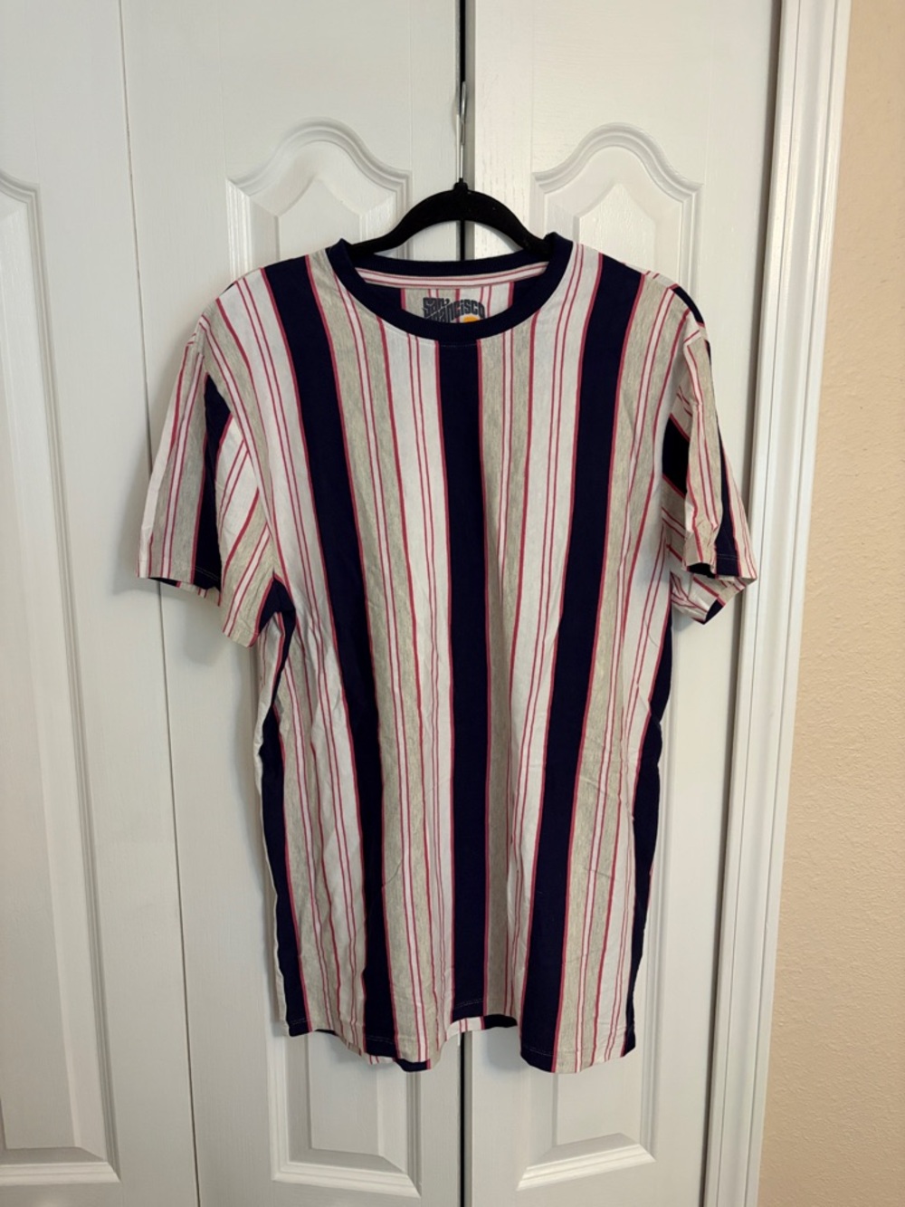 Men's Short Sleeve Crew Neck Stripe Tee - Navy, White & Red